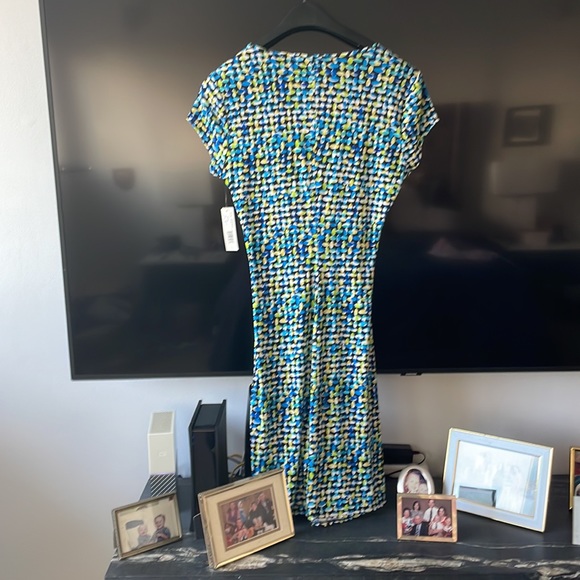 NWT Laundry by Shelli Segal faux wrap dress - Picture 5 of 6